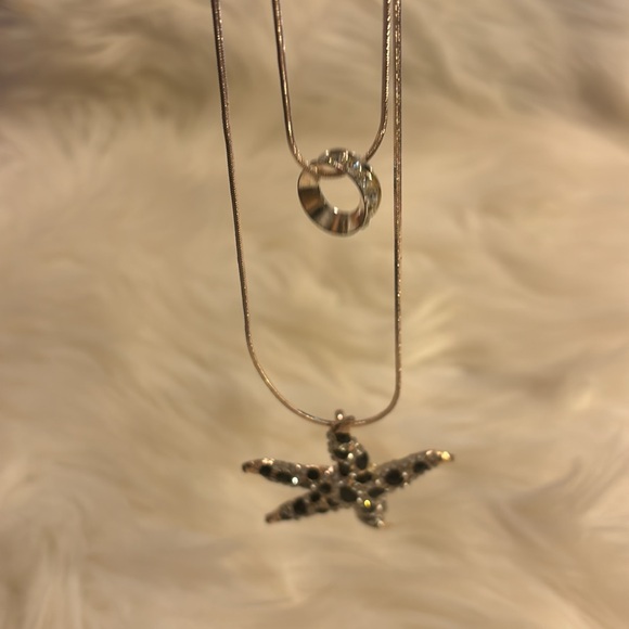 Betsy Johnson Gold/Rhinestone Starfish Necklace - Picture 7 of 10